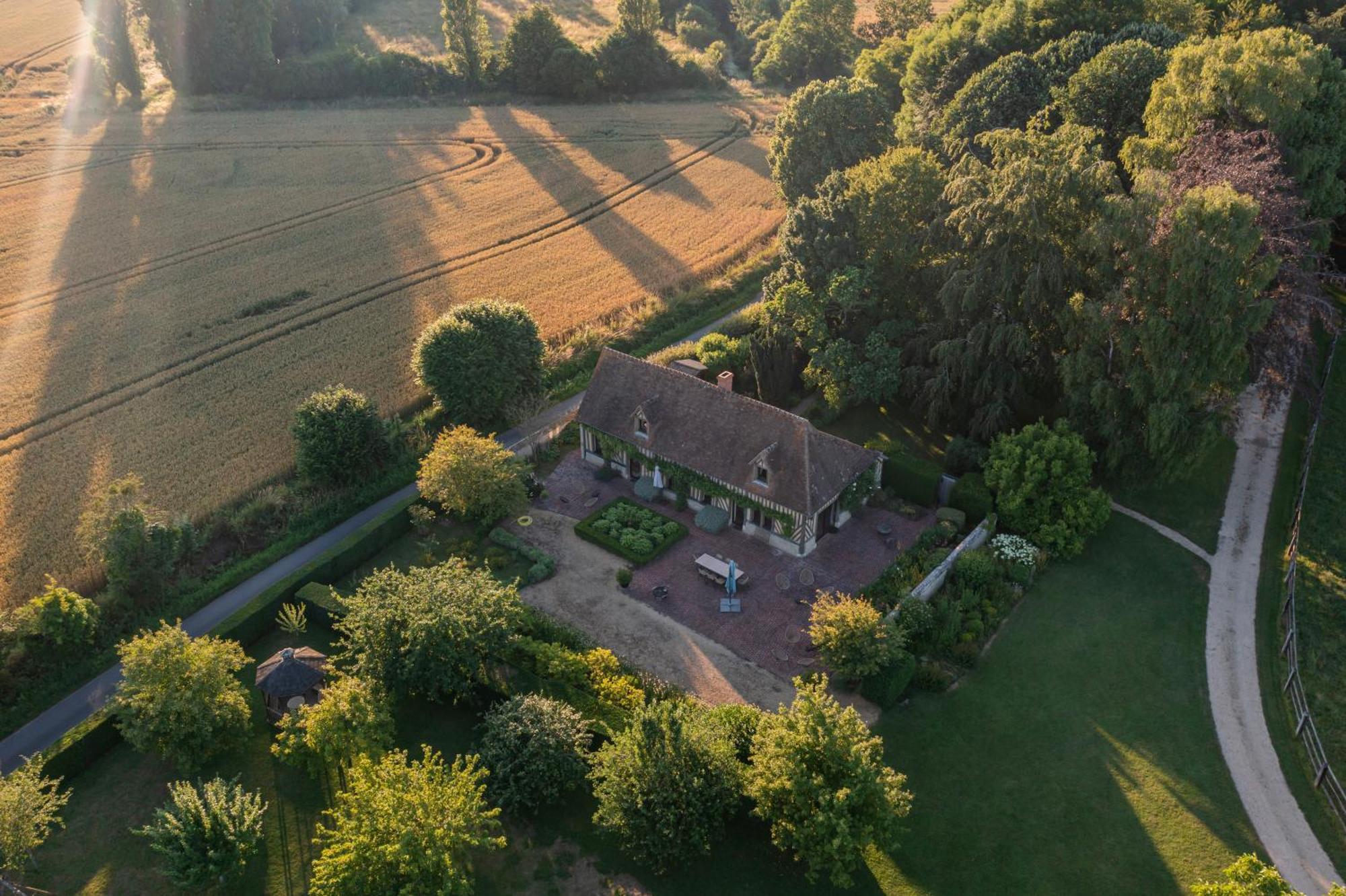 Maison "Jardin Gaillard" Bieville-en-Auge Экстерьер фото